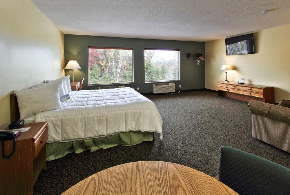 Days Inn By Wyndham Cadillac Dış mekan fotoğraf